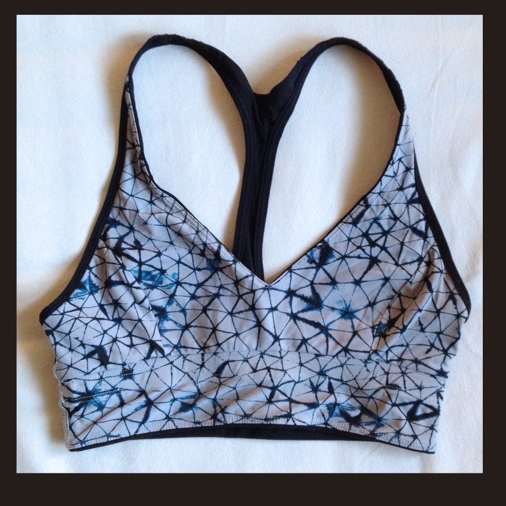 Lululemon sport bra. Size S.